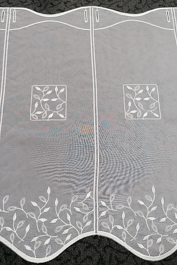 Witrażowa zasłona - woal z haftem 550/045