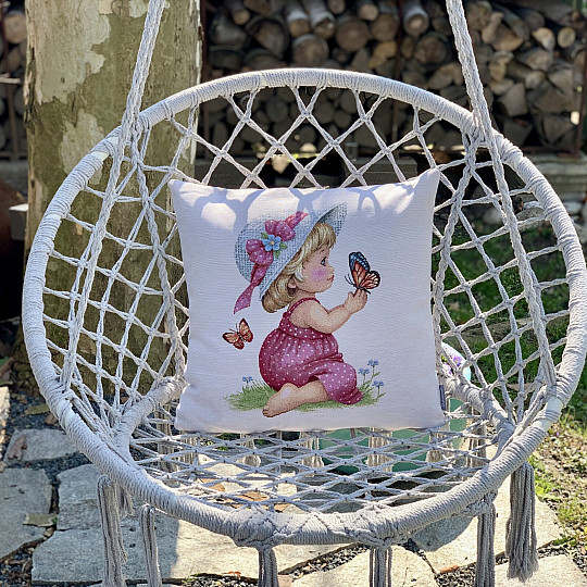Gobelinowa poszewka na poduszkę MAŁA DZIEWCZYNKA