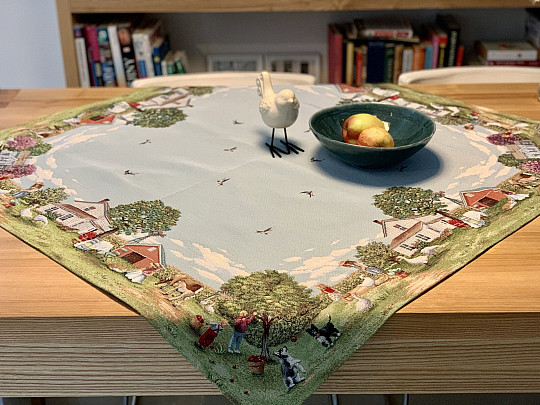 Obrusy i chusty gobelinowe WIEŚ