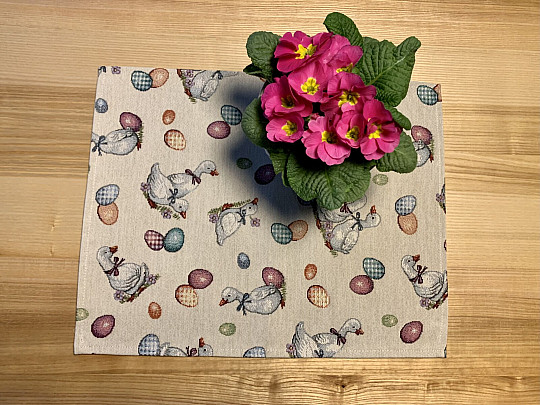 Aranżacja stołu wielkanocnego - WHITE HUNTS