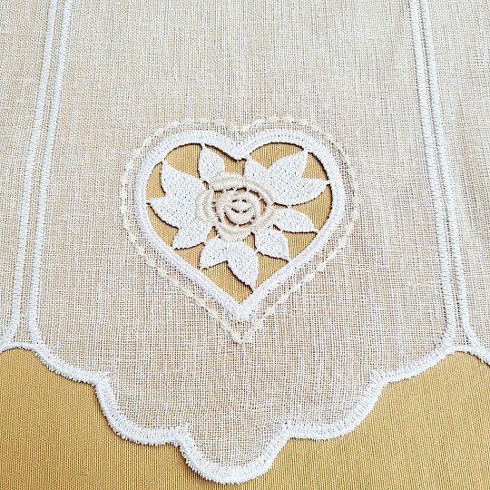 Witrażowa kurtyna SERCE BEŻ