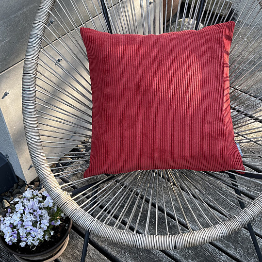 Poszewka dekoracyjna DARVEN RED