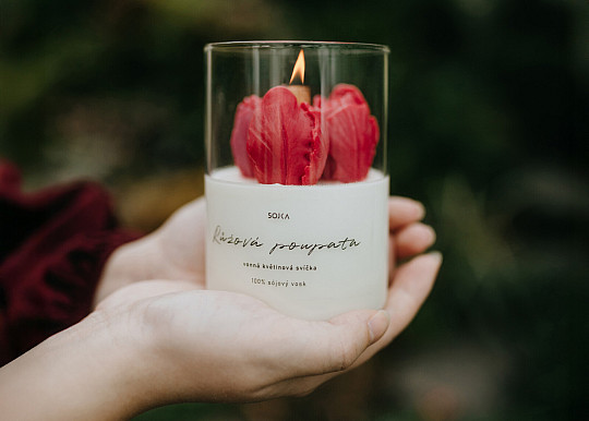 Świeca zapachowa Rose Buds z pokrywką