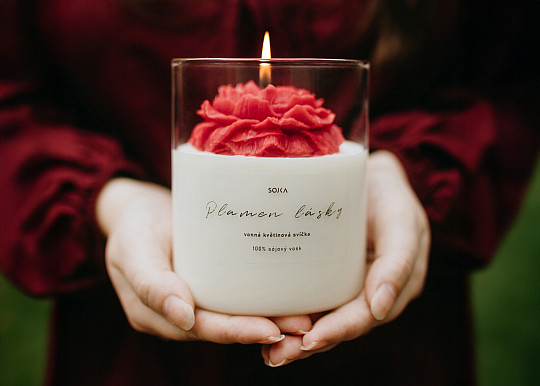 Świeca zapachowa FLAME OF LOVE z kwiatem i pokrywką