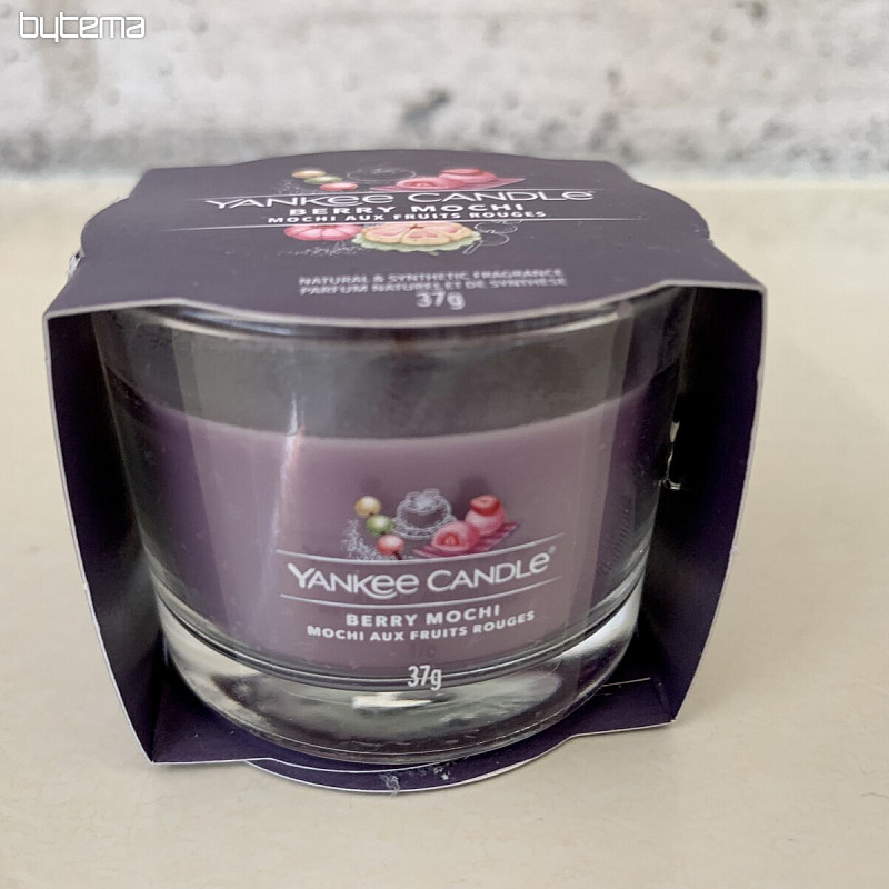 świeca YANKEE CANDLE zapach BERRY MOCHI W SZKLE 37 g