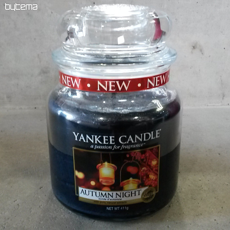 świeca YANKEE CANDLE o zapachu JESIENNEJ NOCY