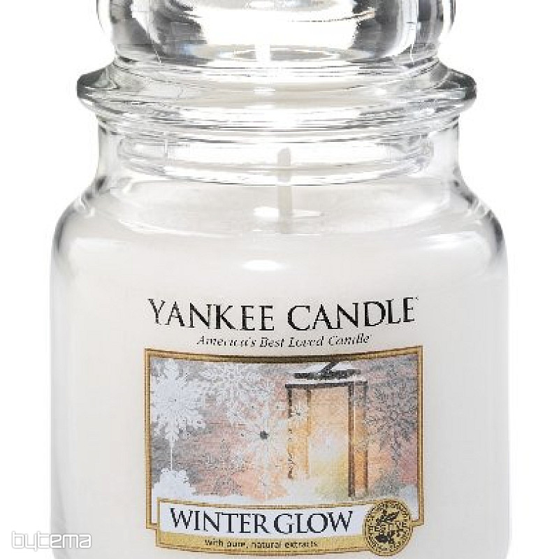 świeca YANKEE CANDLE o zapachu WINTER GLOW