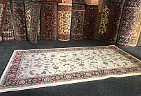 Wełniane dywany w Bytem...