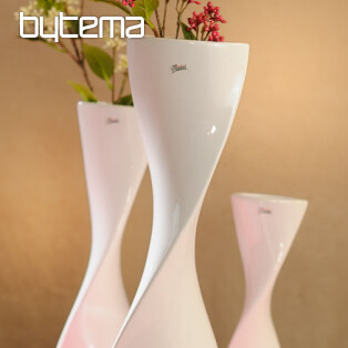 Piękny biały wazon