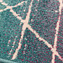 Dywan z elementami geometrycznymi PLAY