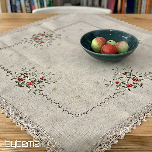 Koronkowy obrus z jemioły