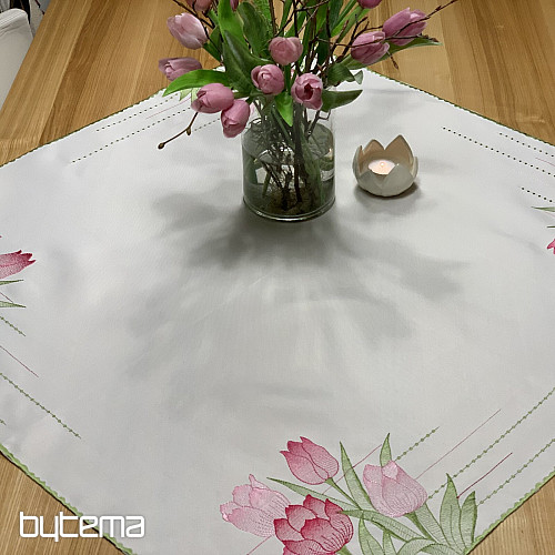 Haftowany obrus i szalik Różowe tulipany