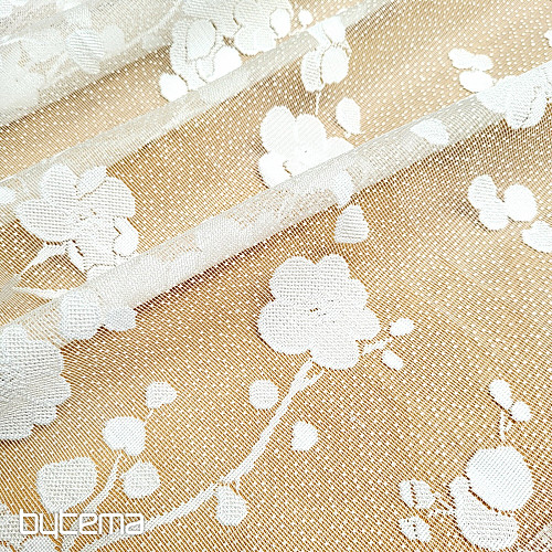 Zasłona żakardowa GITA BIAŁE KWIATY