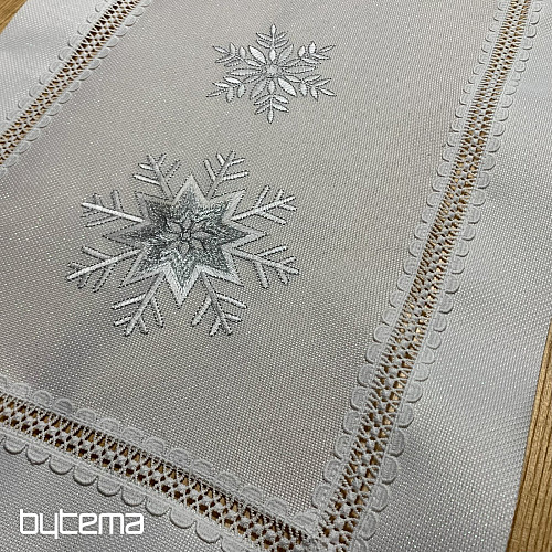 Obrus świąteczny haftowany SREBRNE PŁATKI