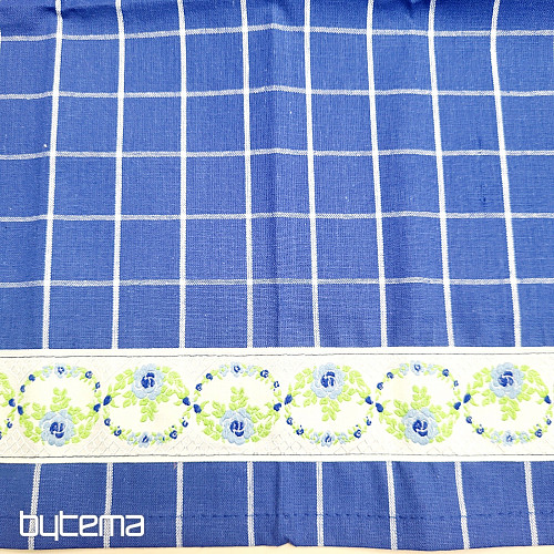 NIEBIESKI RĘCZNIK BABCI Z KWIATAMI