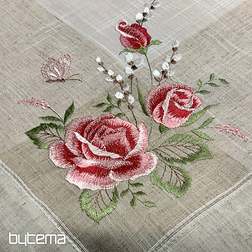 Haftowany obrus i szalik Róże i kotki