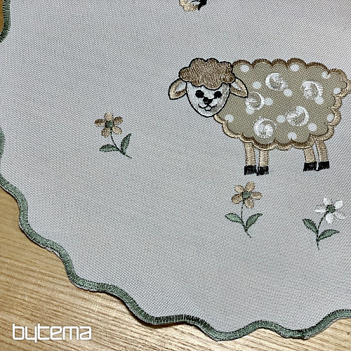 Haftowany obrus i szalik Baranki wielkanocne