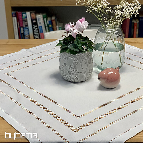 Obrus i szalik BIAŁY AŻUROWY