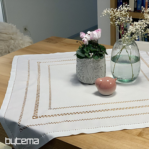 Obrus i szalik BIAŁY AŻUROWY