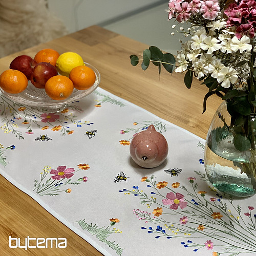 Obrus i szalik haftowany Łąka i pszczoły