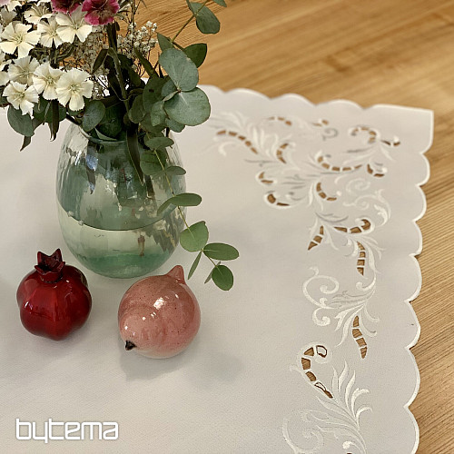 Obrus i szalik BIAŁY SEN haftowany