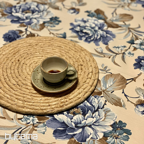 Obrus LAURA - duże niebieskie kwiaty