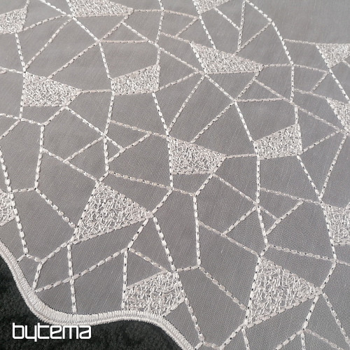 Firana z haftem V302
