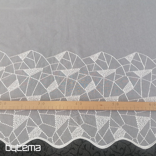 Firana z haftem V302