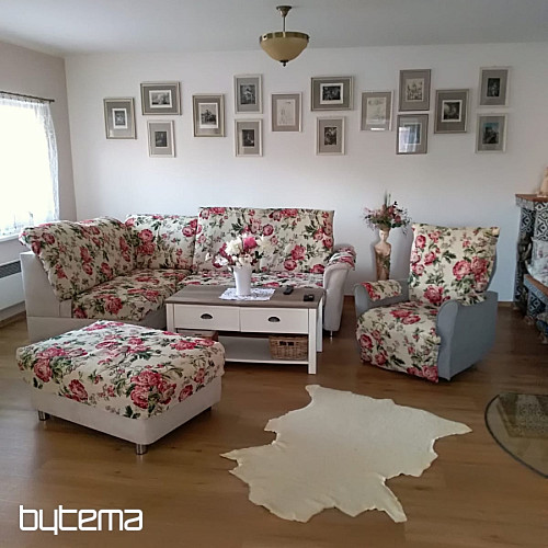 Tkanina gobelinowa DUŻA KREMOWA RÓŻA